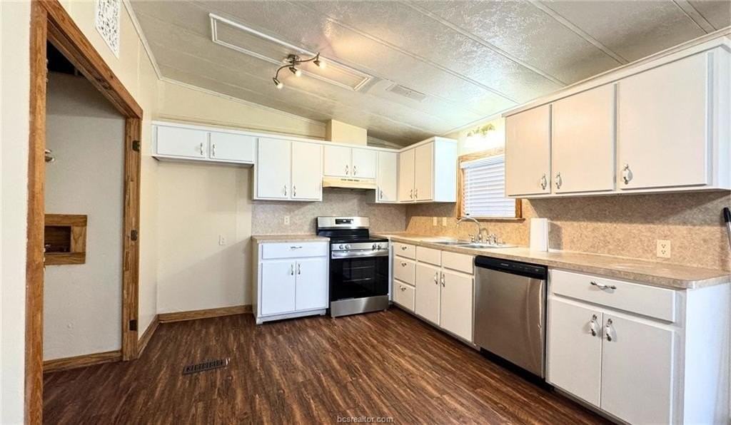 1465 State Highway 36 N - Photo 3 of 11