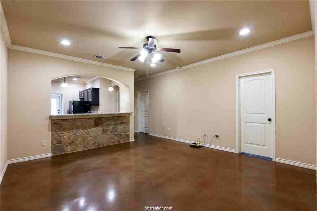 3445 General Pkwy - Photo 3 of 17