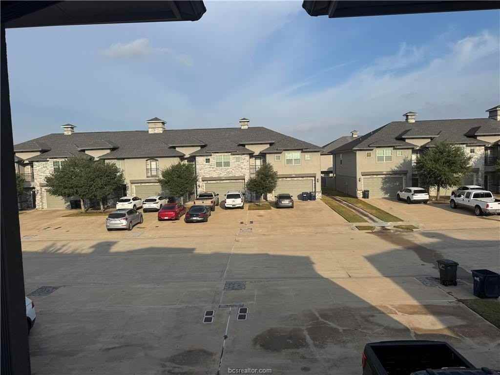 3529 Summerway Dr - Photo 2 of 8