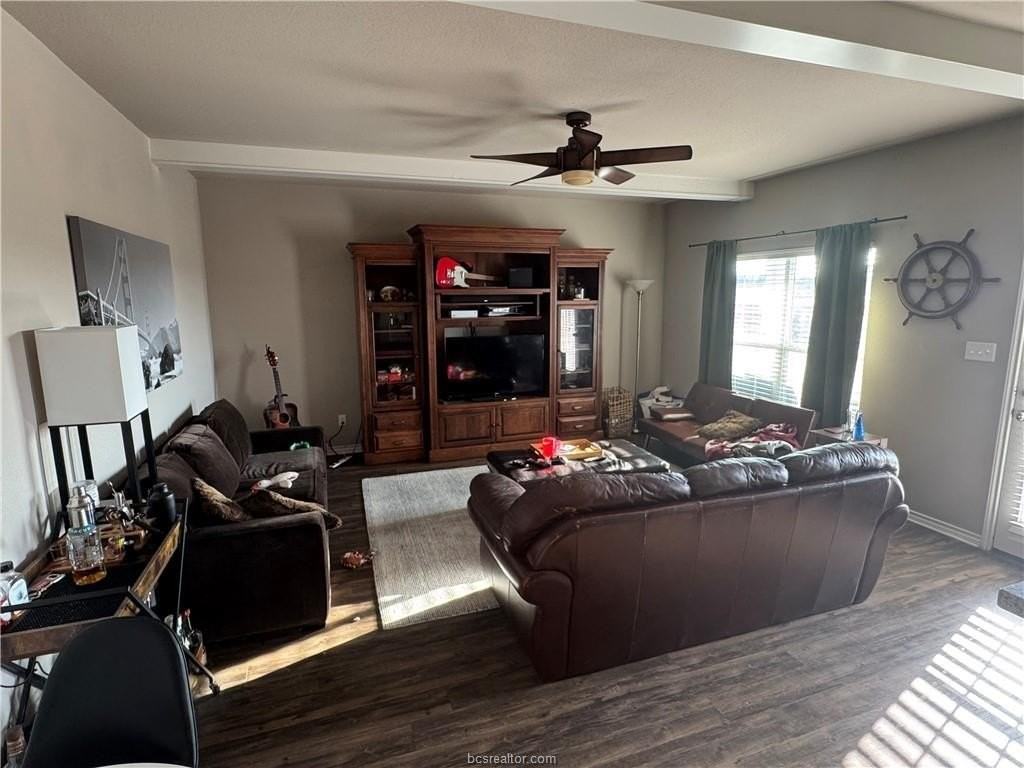 3529 Summerway Dr - Photo 4 of 8