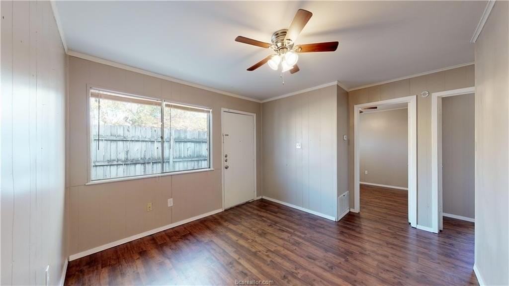 204 Lynn Dr Apt A - Photo 5 of 30