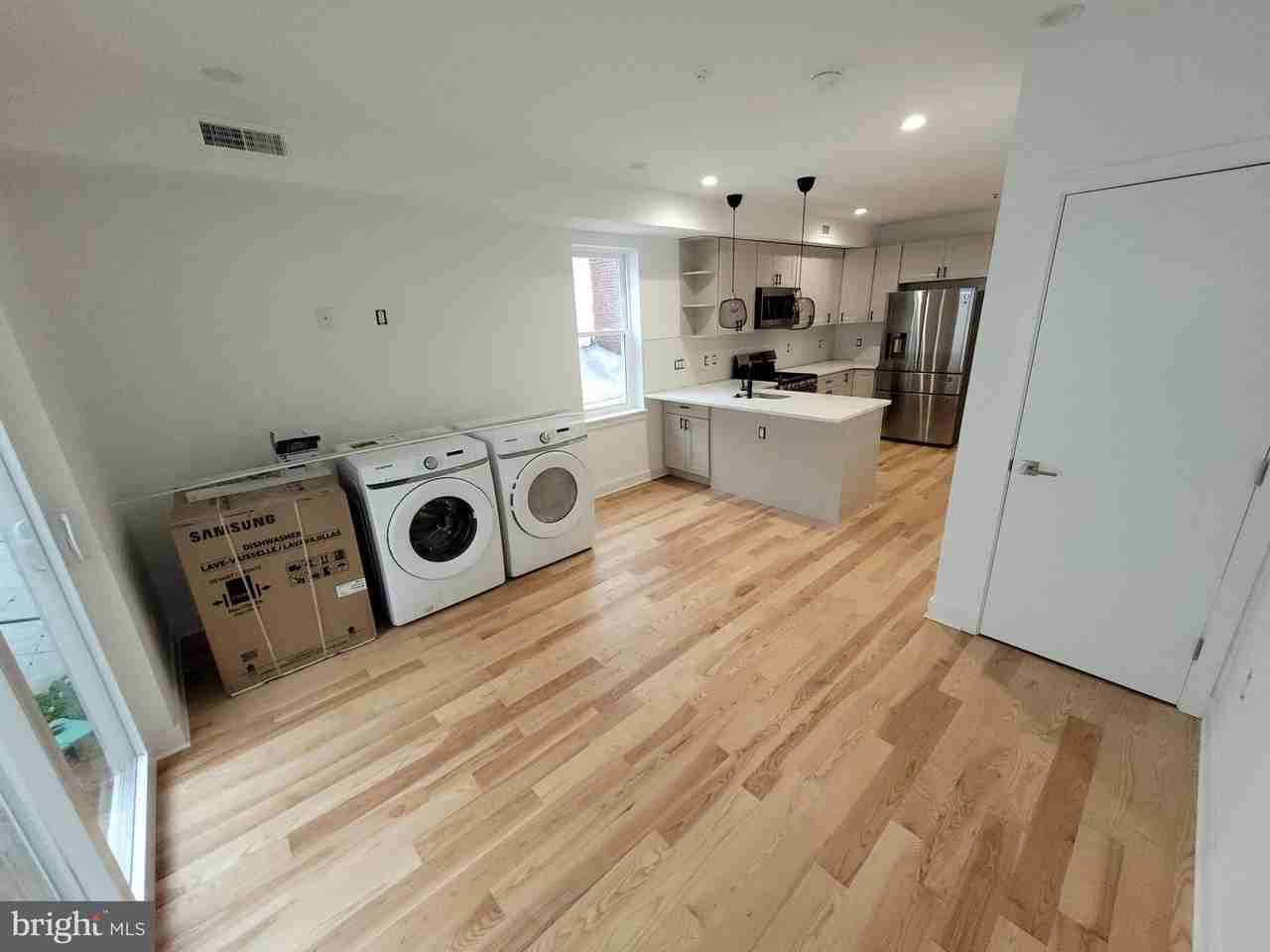 223 E Girard Ave - Photo 7 of 29