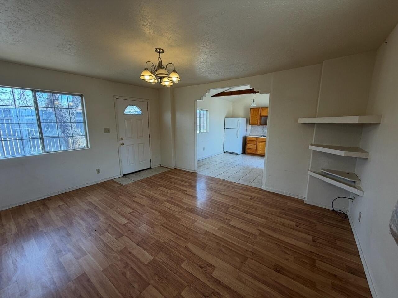 313 Mcknight Ave Ne Unit A - Photo 2 of 14