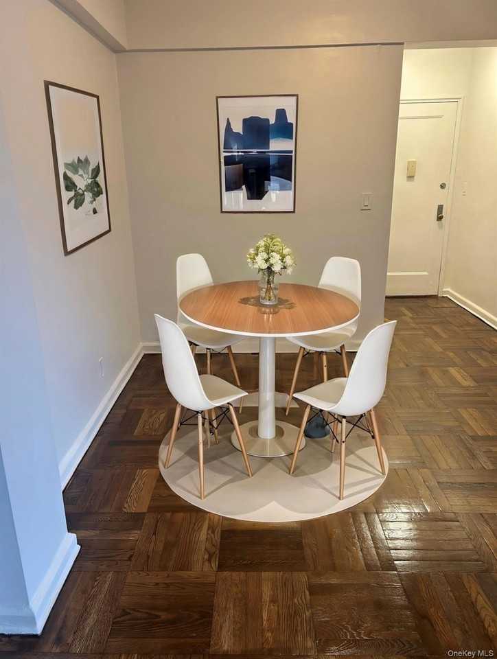 230 Pelham Rd Apt 2e - Photo 3 of 31