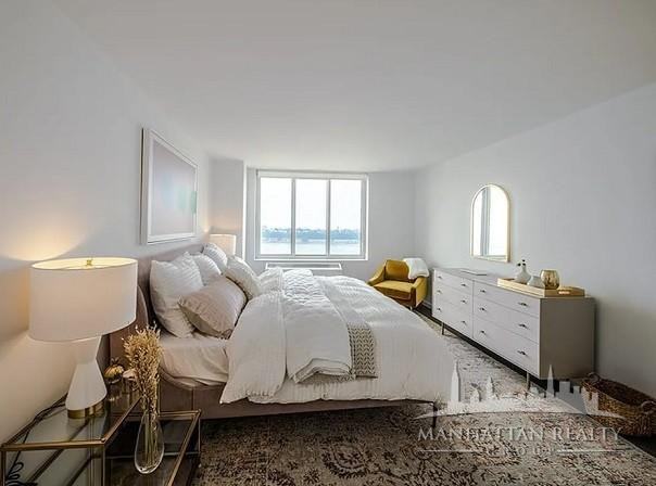 W 42nd St #1017 - Photo 4 of 10