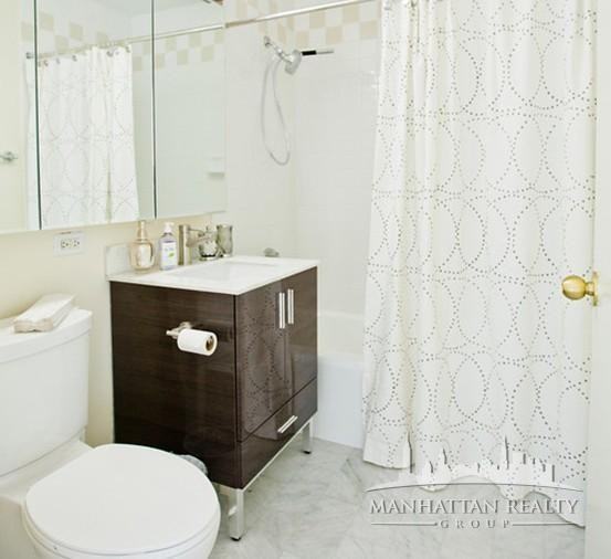 W 42nd St #1017 - Photo 5 of 10