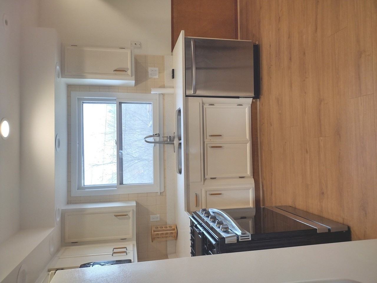 3210 Vista Ter - Photo 7 of 11