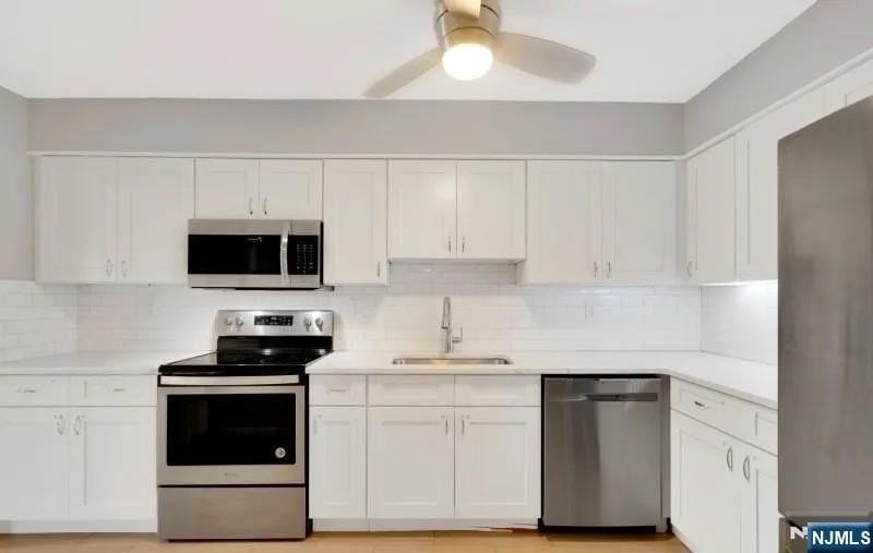 24 Iron Forge Sq - Photo 4 of 16