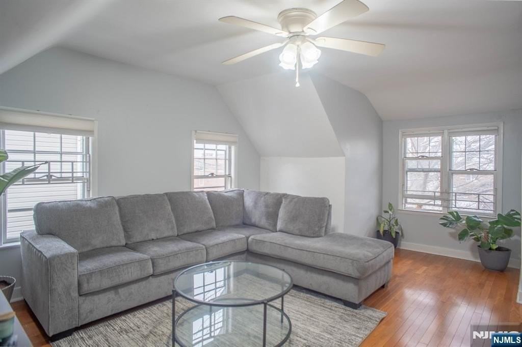 94 Liberty St - Photo 3 of 19