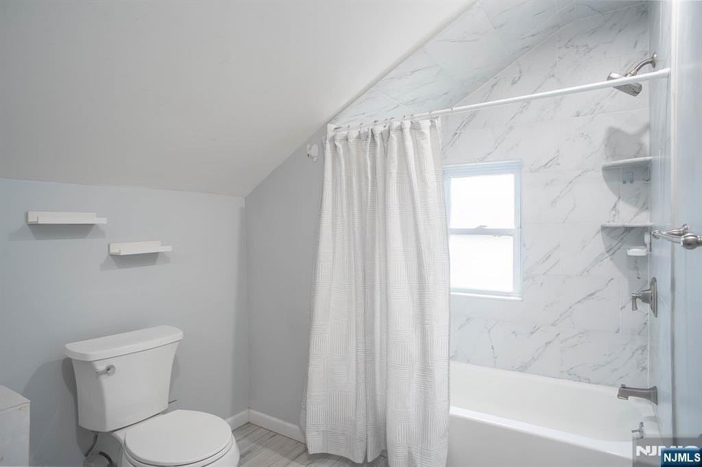 94 Liberty St - Photo 7 of 19