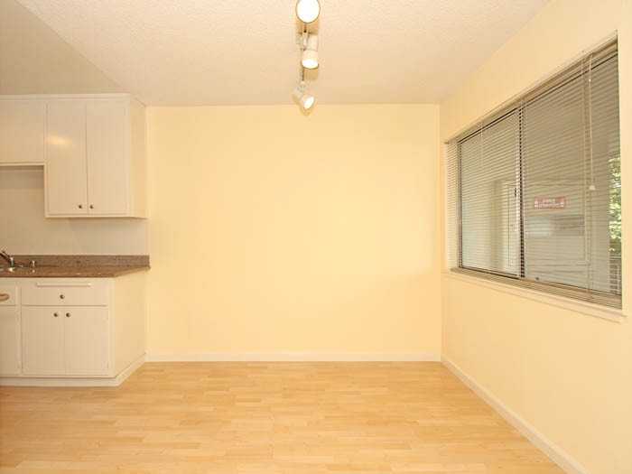 2700 Del Medio Ct #309 - Photo 5 of 8