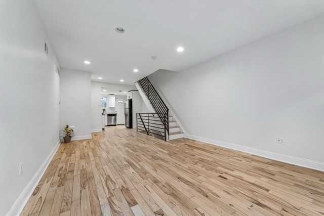 2117 Titan St - Photo 3 of 20