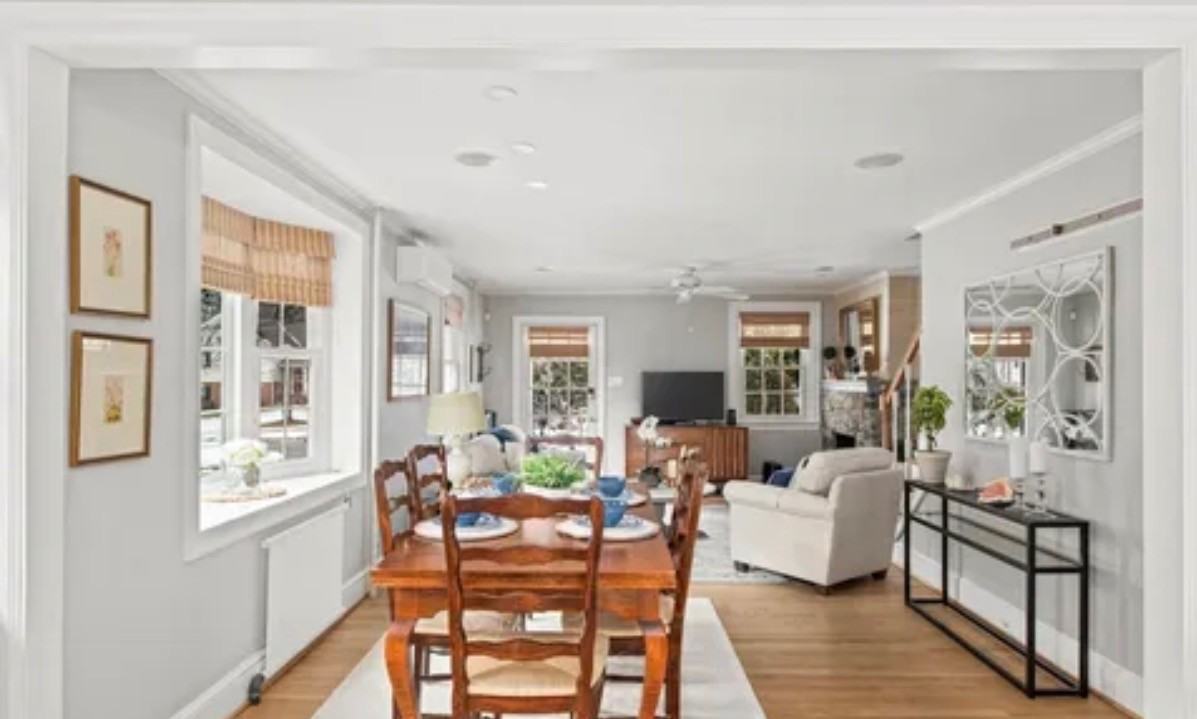 444 Saint Davids Ave - Photo 4 of 20
