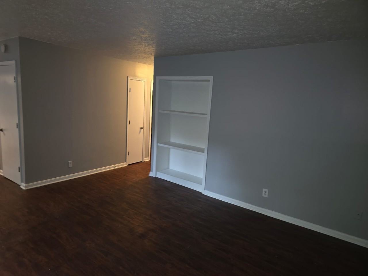 1801 Maple Avenue - Photo 4 of 28