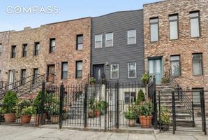 featured image of 593 Van Buren St #2