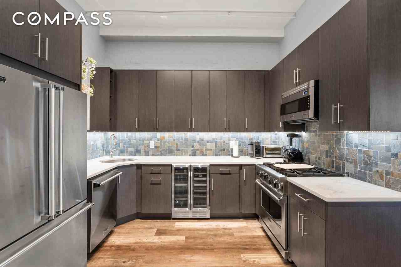 363 Greenwich St #3C - Photo 4 of 11