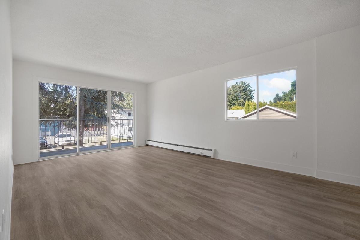 Parkside Manor - Photo 5 of 28