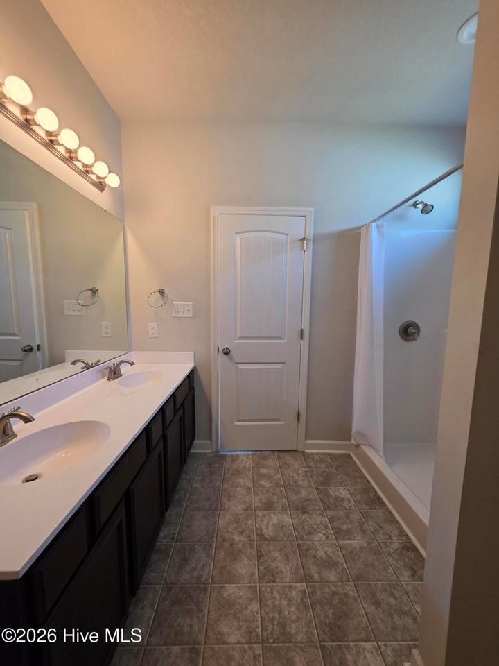 312 Otis Cove Lane - Photo 7 of 11