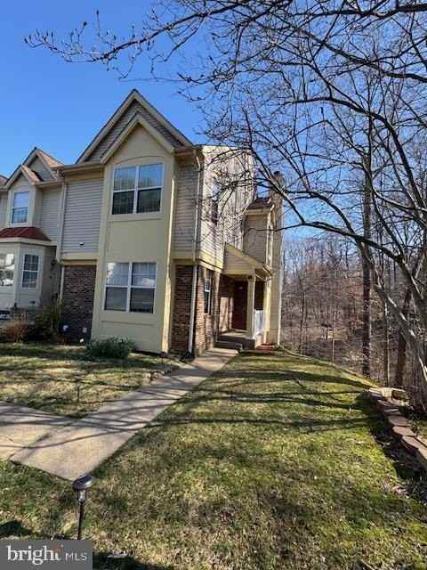 15661 Montview Dr - Photo 3 of 50