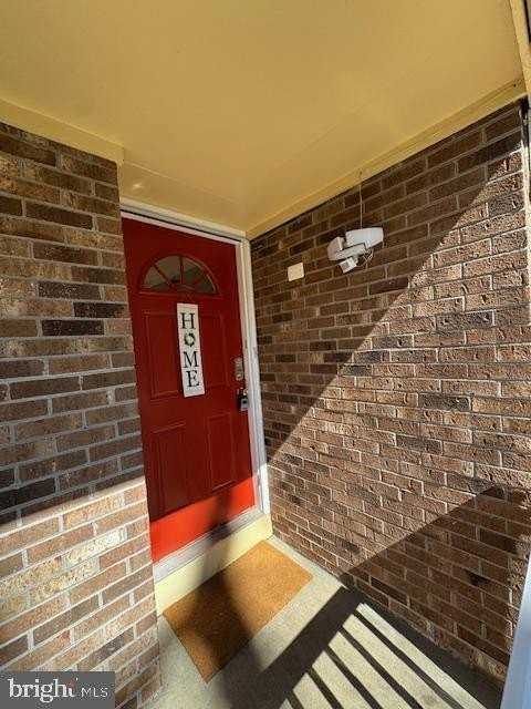 15661 Montview Dr - Photo 5 of 50