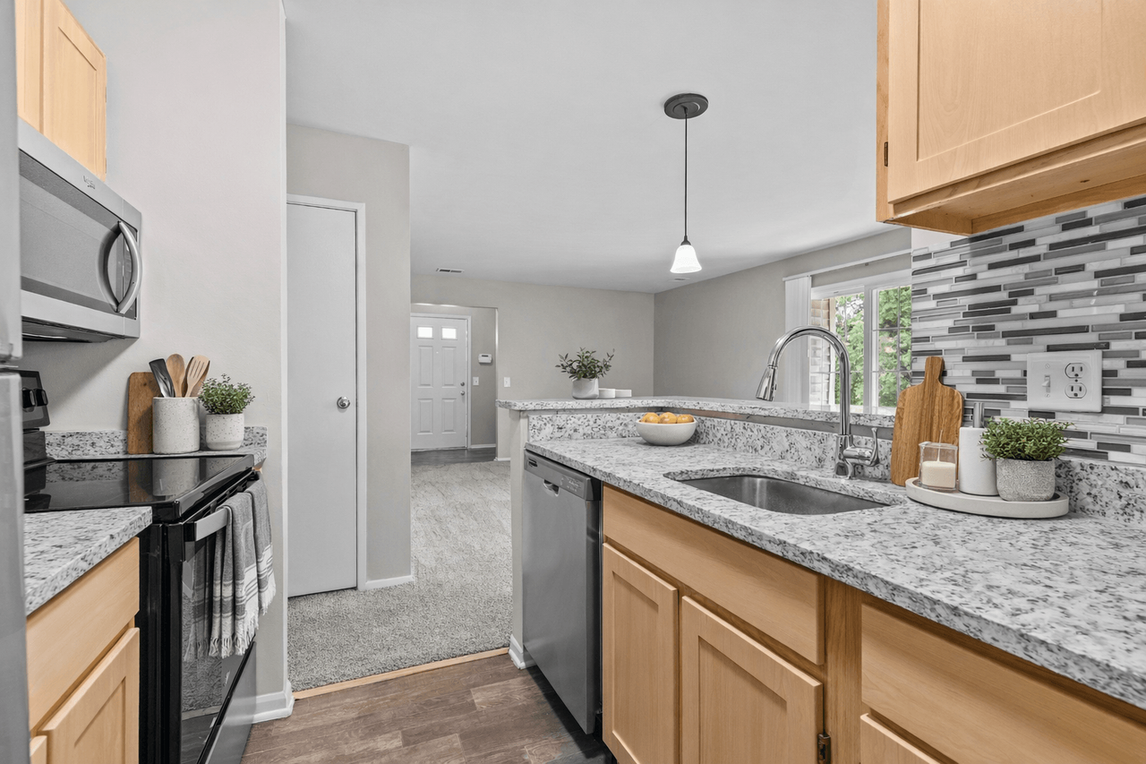 Village Club of Farmington Hills - Photo 4 of 32