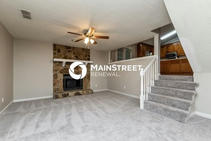 181 Holly Ct - Photo 3 of 17