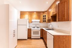 4810 Chemin Queen Mary - Photo 1 of 1