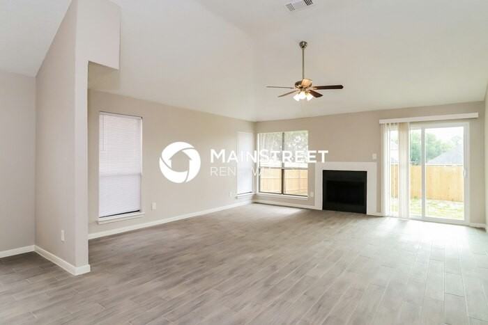 5103 Nocona Ln - Photo 2 of 16