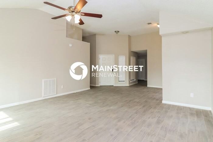 5103 Nocona Ln - Photo 3 of 16