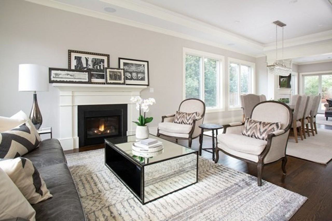 1580 Beacon St - Photo 3 of 17