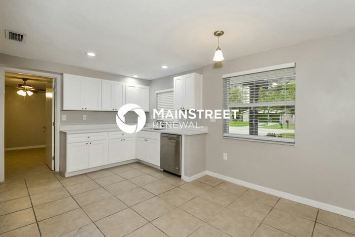 5432 Kensington St - Photo 5 of 16