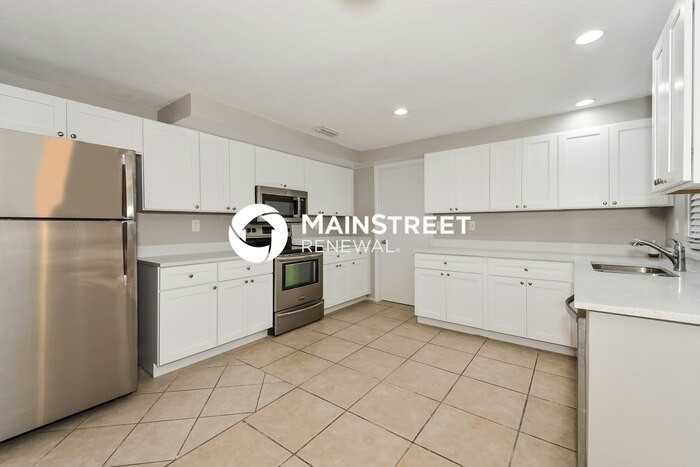 5432 Kensington St - Photo 7 of 16