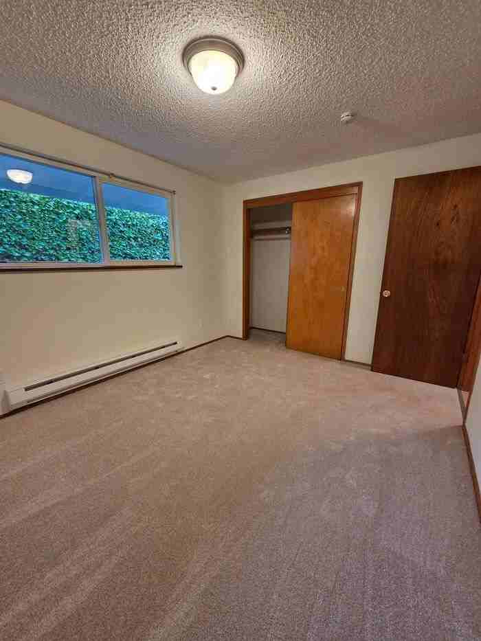 5110 N 46th St - Photo 5 of 10