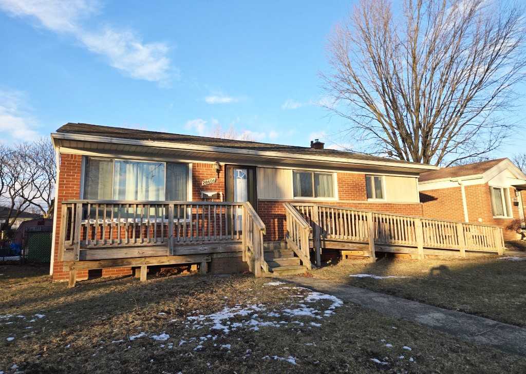 28606 Denise St #1 - Photo 2 of 27