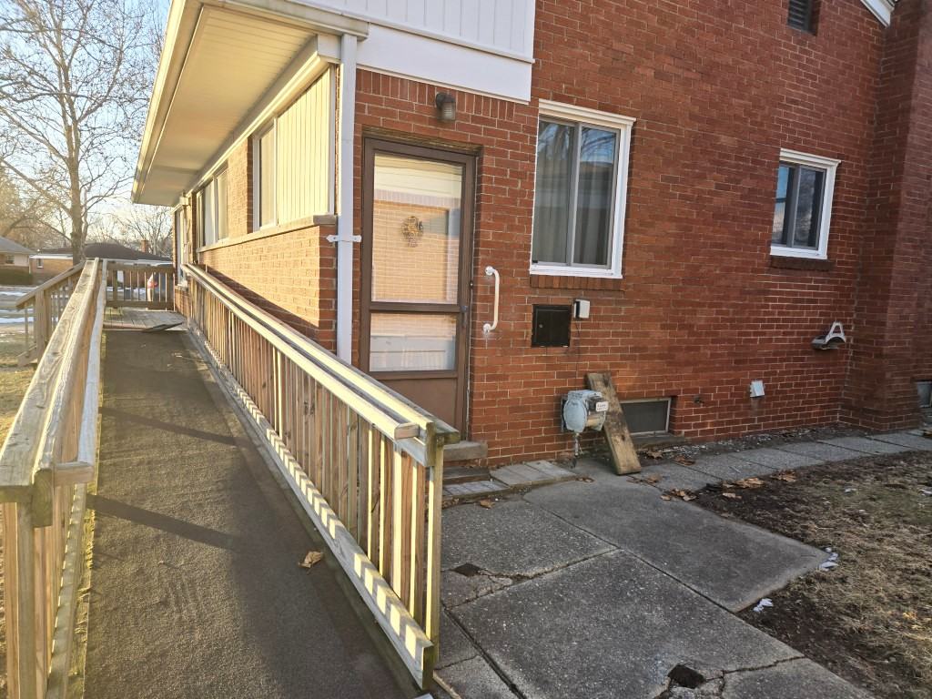 28606 Denise St #1 - Photo 3 of 27