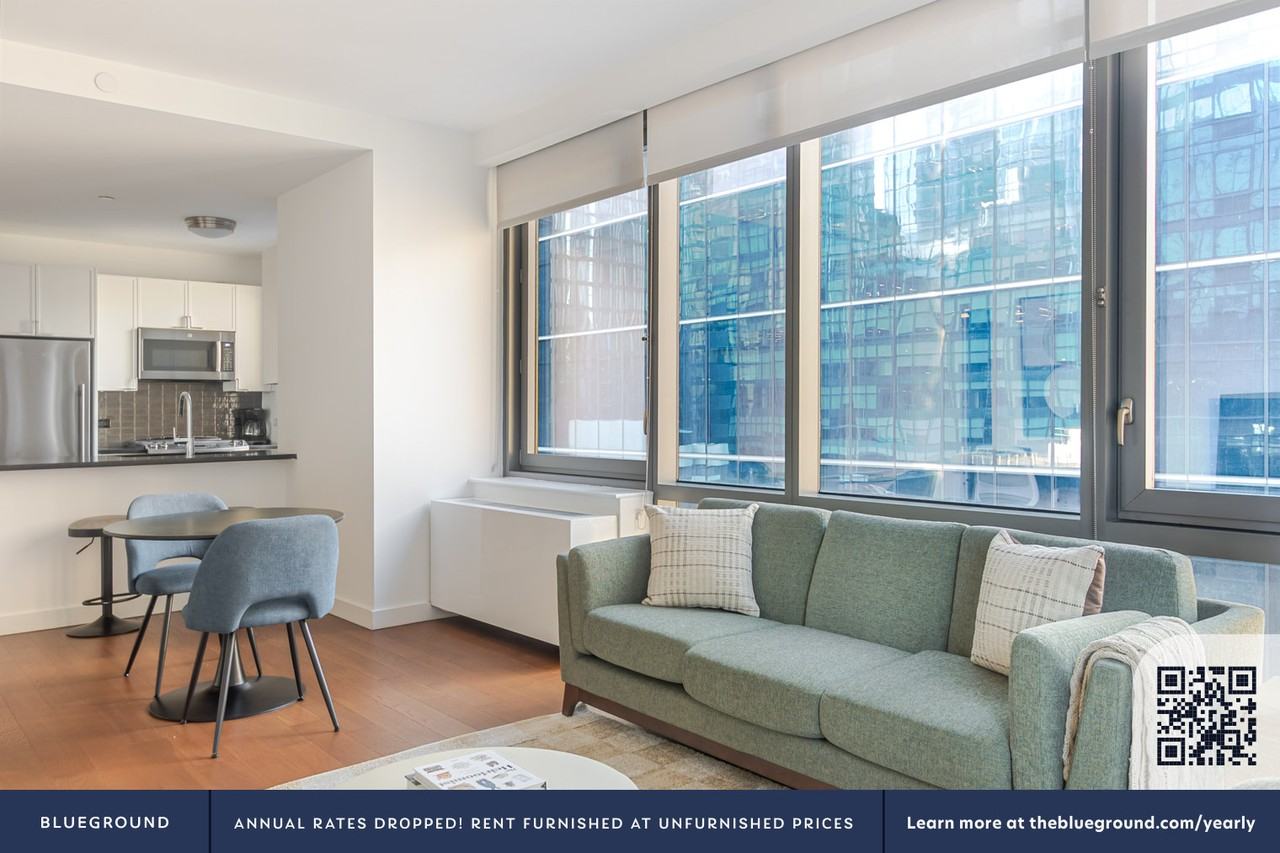 435 West 31st Street - Photo 4 of 40