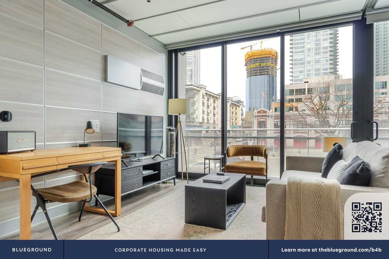 303 Battery St #762 - Photo 5 of 26