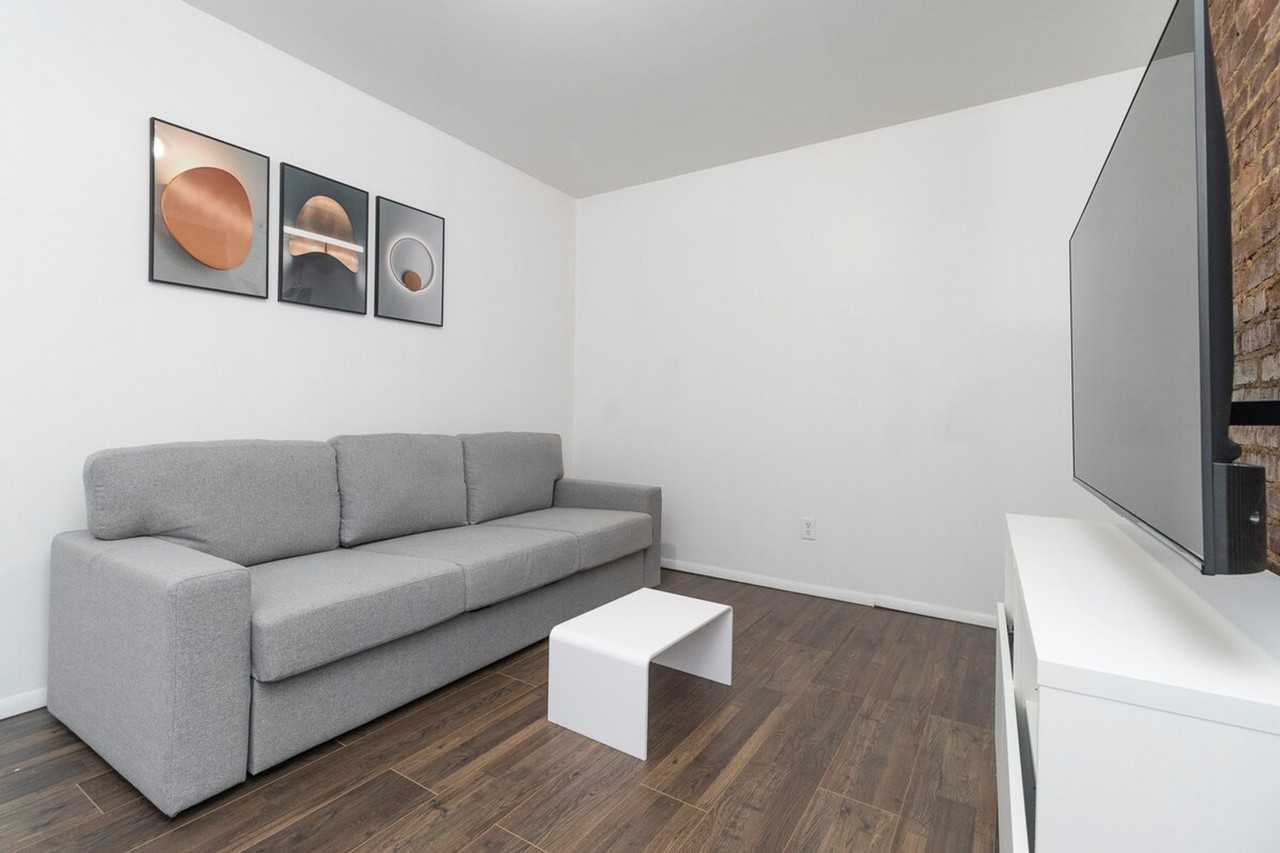 1823 2nd Ave #1059823P - Photo 2 of 28