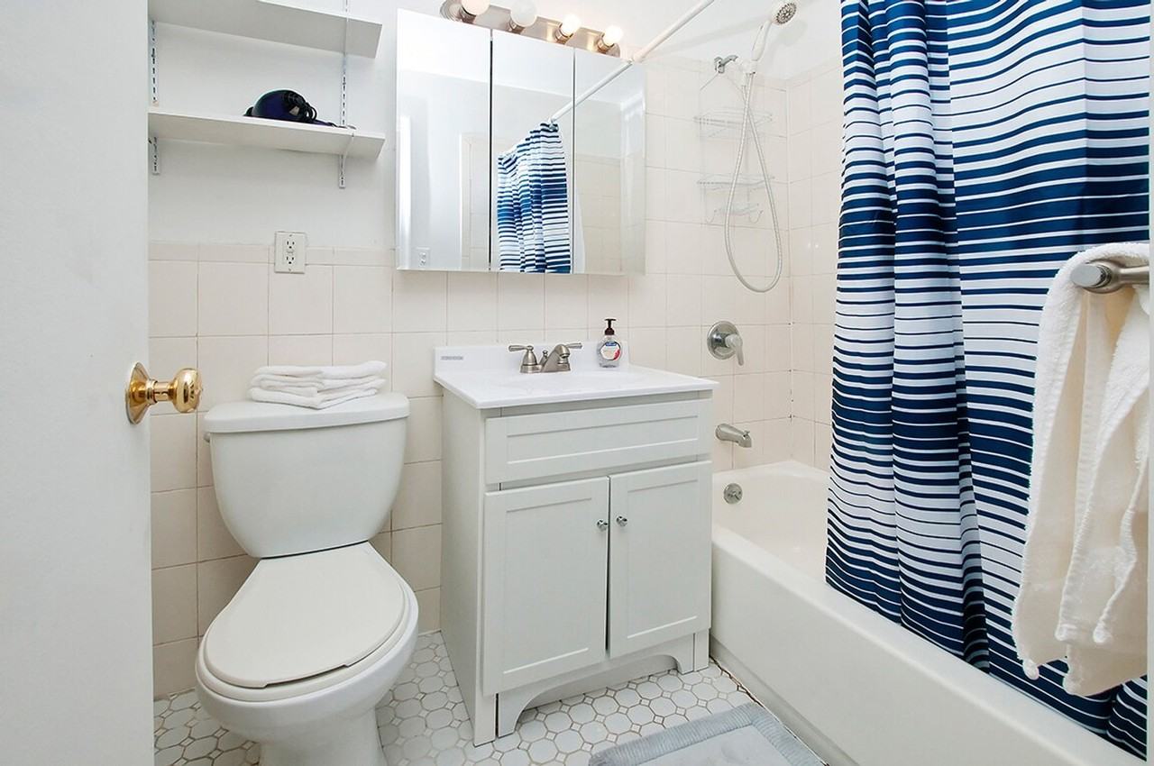 236 E 80th St #1032066P - Photo 6 of 24