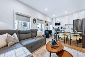 featured image of 168 Mccaul St