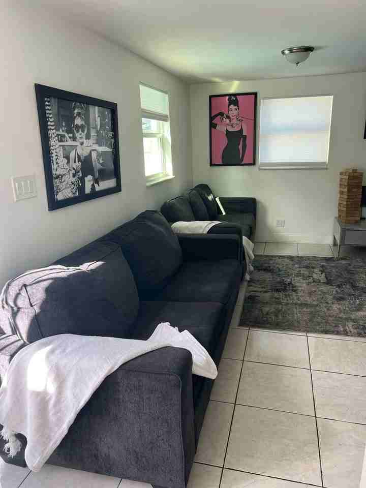 712 Sw 7th Ter #1037652P - Photo 7 of 49