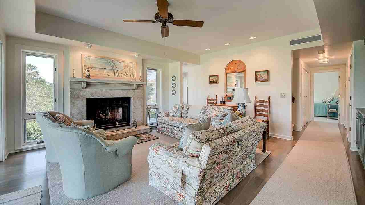 38 Leeward Ct #1253397P - Photo 6 of 33