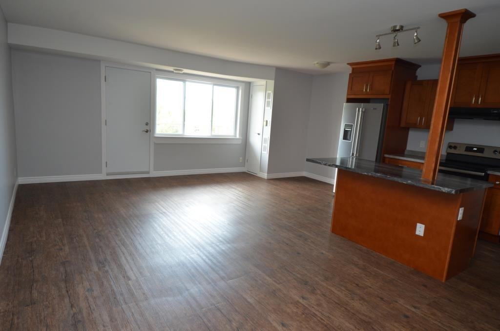 315 Glendale Avenue #411 - Photo 4 of 24