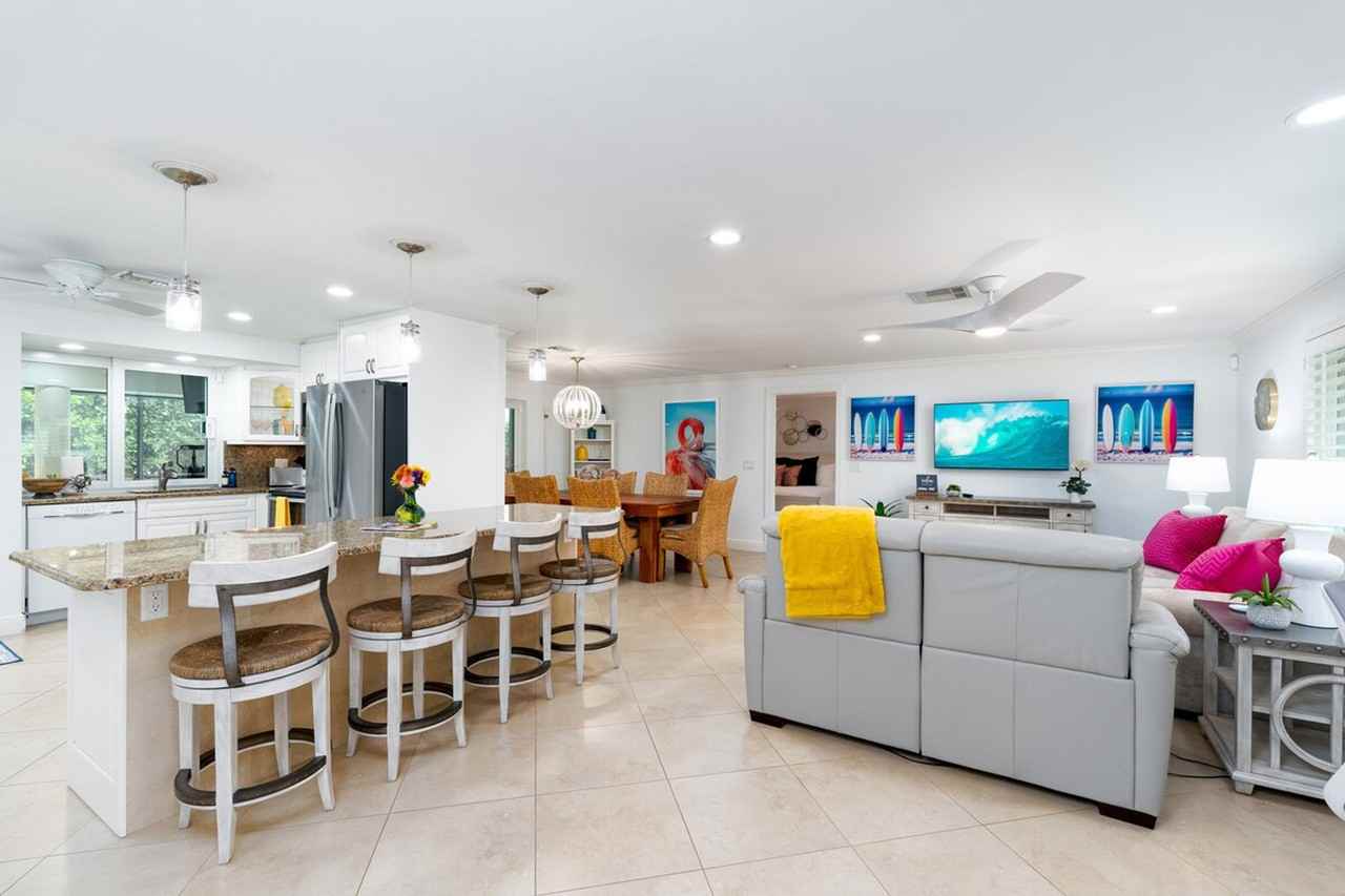 149 Beachcomber St #1060574P - Photo 4 of 50