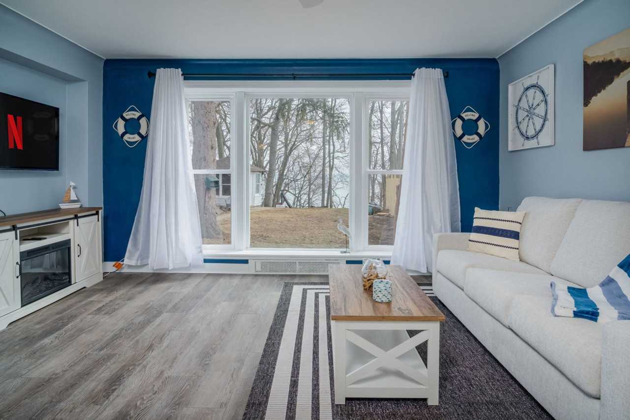 139 Cora Ave #1374790P - Photo 3 of 23