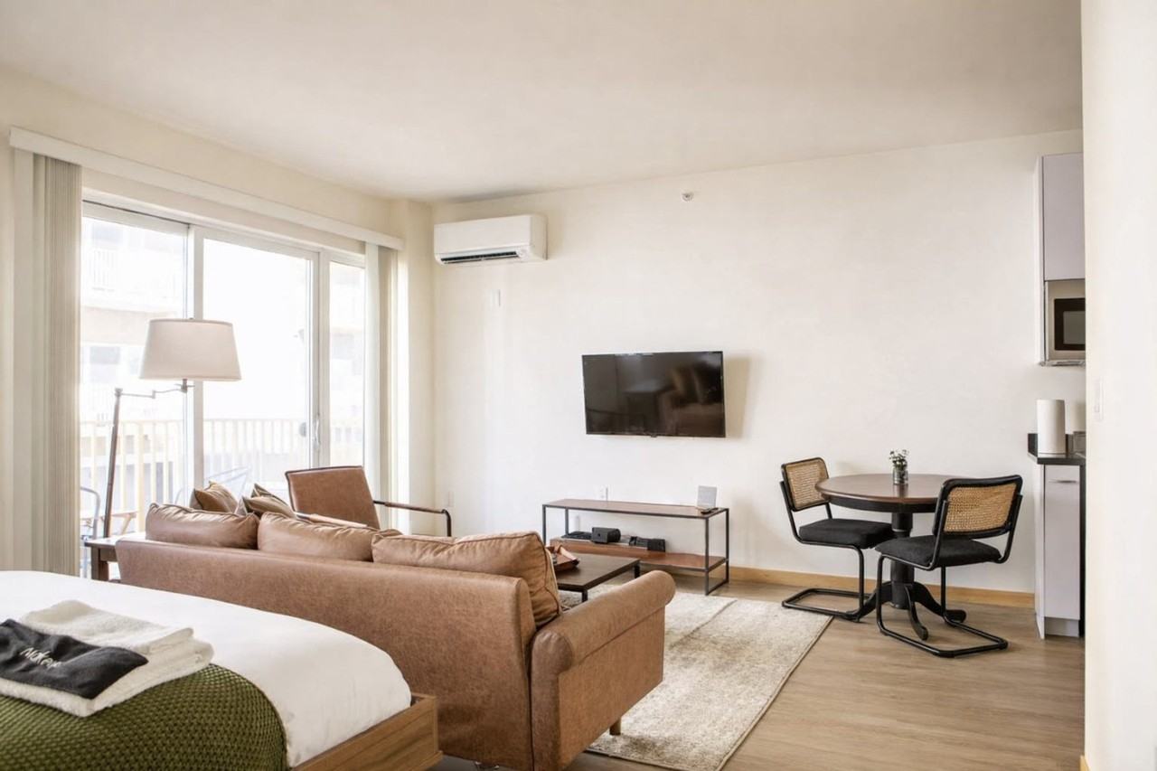 1030 S 2nd St #1379018P - Photo 5 of 18