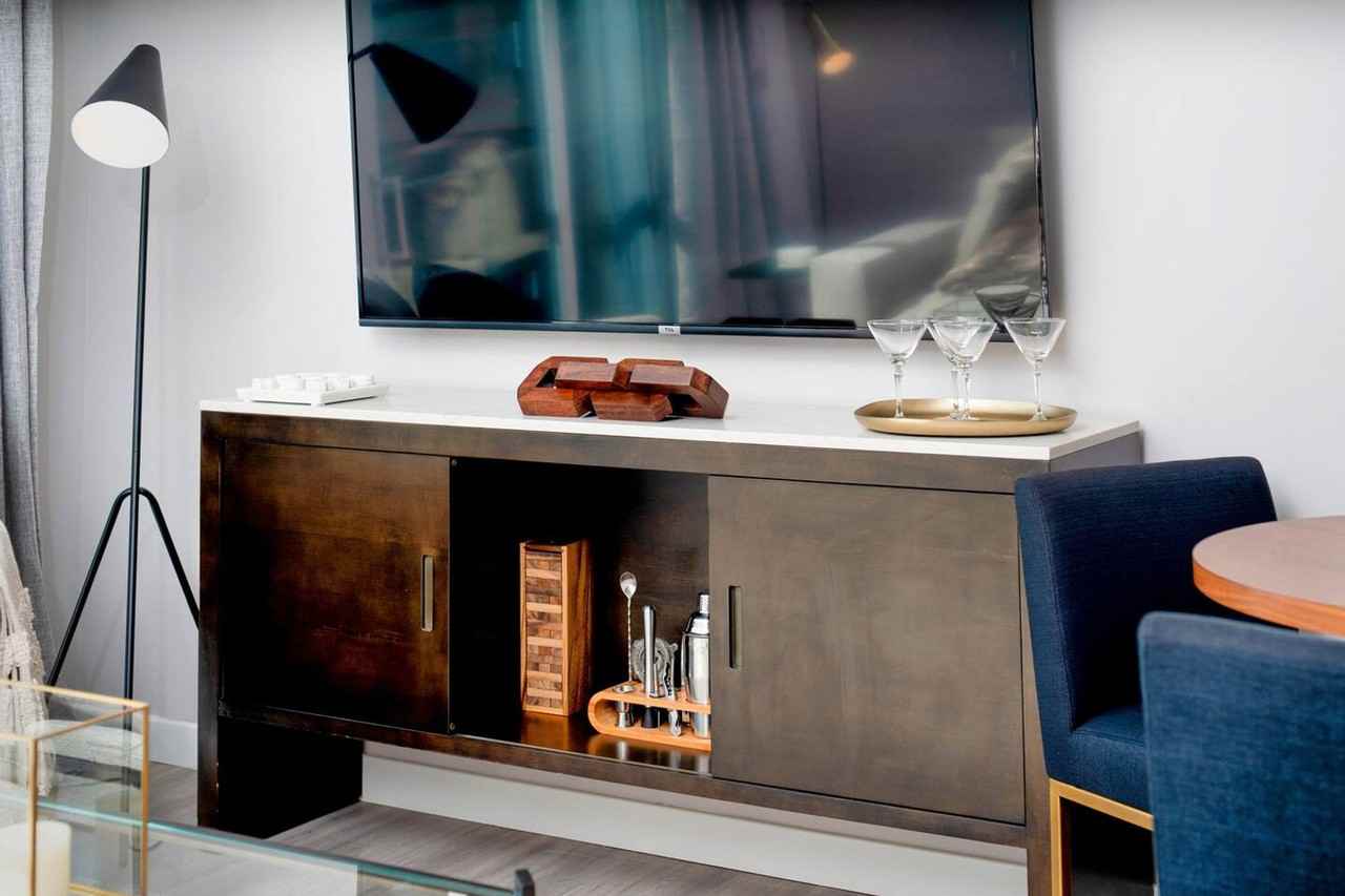 240 Congress Ave #1380089P - Photo 4 of 50