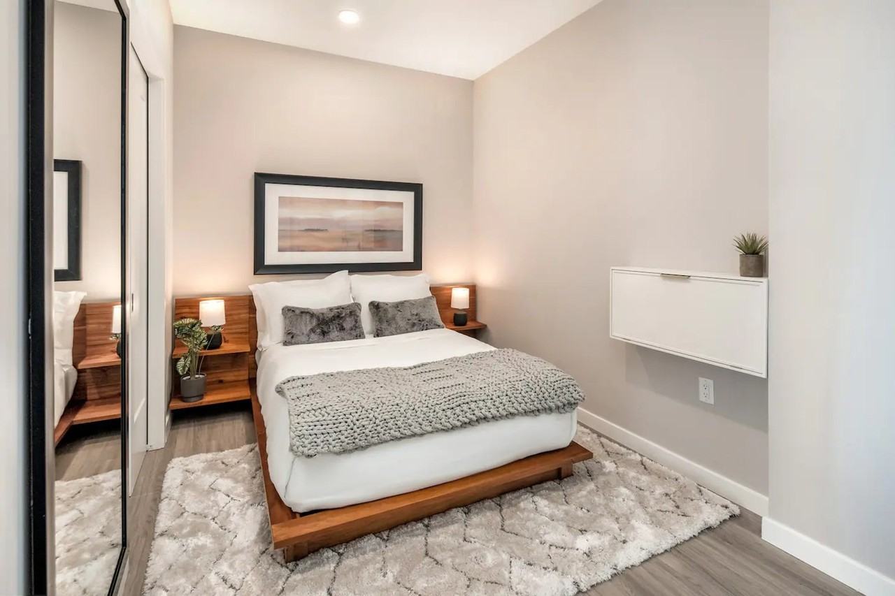 240 Congress Ave #1380089P - Photo 6 of 50