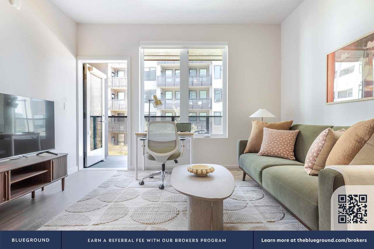 2333 Calle Del Mundo - Photo 5 of 50