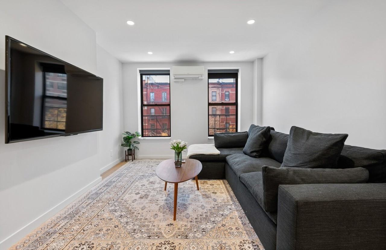 472 Columbus Ave #1388746P - Photo 4 of 15